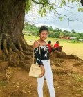 kennenlernen Frau Madagaskar bis ANTALAHA : Jo, 20 Jahre
